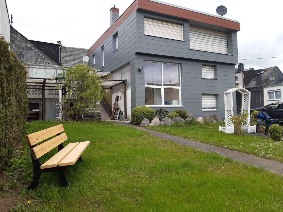 Ettringen  Ferienhaus Zum Hochstein מראה חיצוני תמונה